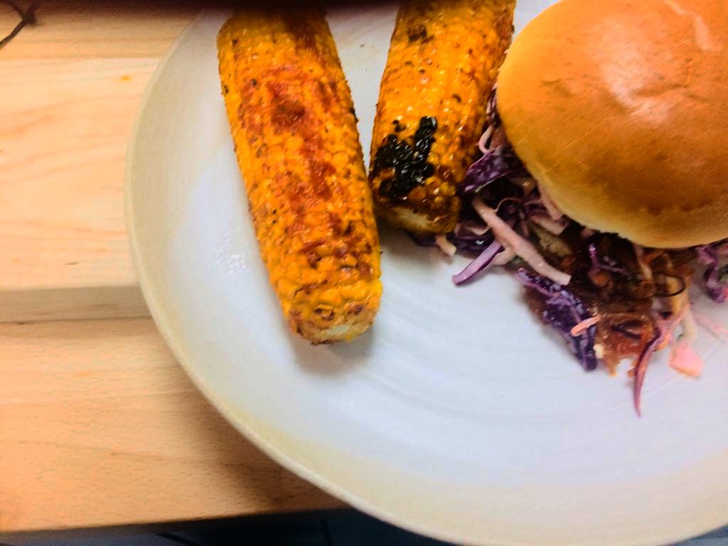 ForestsideCSchl's tweet photo. Fantastic American Street Food tonight in the cookery school....our full house of very happy customers had a ball @chef_jeffers #buffalohotwings #porksliders #chillicorn #cookeryschool #thingstodoinbelfast #americanfood #dosomethingdifferent #datenight https://t.co/xeQfqsElDa