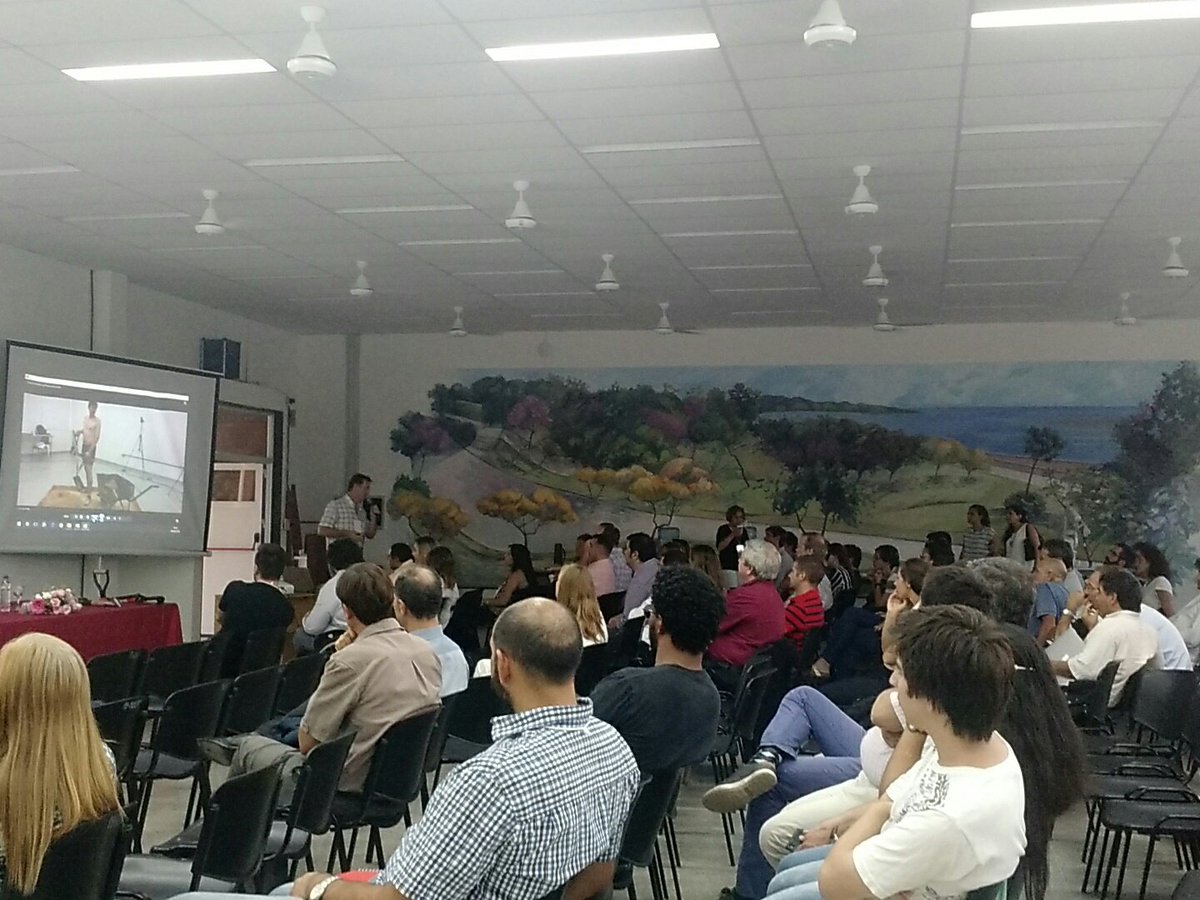 labbiomems's tweet photo. #biomems #imvalv Charla de @aguarni director del @labbiomems en las Jornadas #ingenieriavinvula en #FIUNER con @emacapra y Matías Machtey. https://t.co/6BitW2wjdo