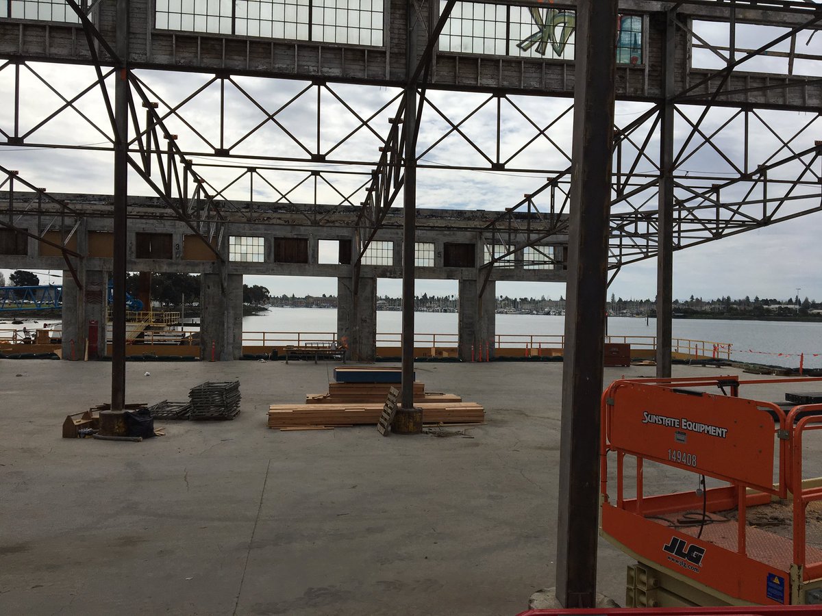 RoofResourcesCA's tweet photo. New @CarlisleSynTec and @GeorgiaPacific DensDeck project launching this summer at the Port of Oakland 9th Ave Terminal. After renovation, this roof receives R-30, 1/2" DensDeck Prime, and 115 mil TPO FleeceBack in FAST Adhesive. #RoofingResources #DensDeck #RoofingContractors https://t.co/fpxIvQT46A