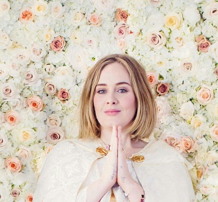 Adele_Sweet_'s tweet image. Ah no...no...no..!!!
No me podes hacer esto @Adele 
Con que permisooooo 😭😭