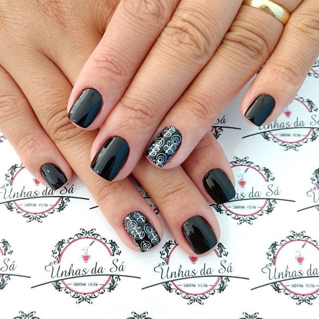 LookdasUnhas's tweet photo. Pretinho nada básico passando pelo seu feed!!! 😜👏😍
Veja mais ➡ https://t.co/dhtEgzEScB

📷 @unhasdasa_

#lookdasunhas #looklovers #unhas #unhasdasemana #unhasdecoradas #adesivosdeunhas #unhasbemfeitas #instaunhas #unhaslindas #unhasperfeitas https://t.co/5Ev5KNt1NT
