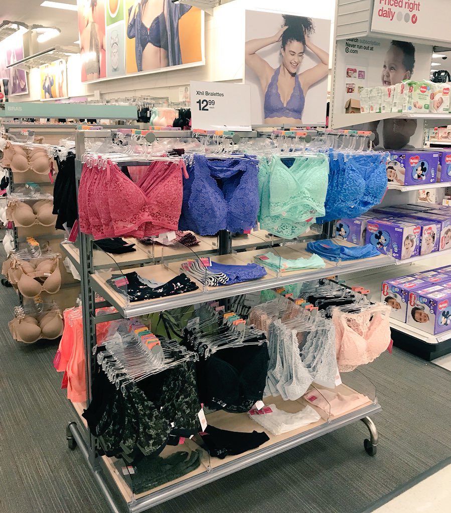 🙌 when the intimates is on point! 😍😍👍get it Team #1261 <a href="/KellySakai1/">Kelly Pergram</a>