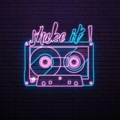 yuplifett's tweet photo. We’re getting ready to take a trip to the golden years.
We’re heading back to the 80s & 90s .. the retro days.
Who made the rules? ‘Cause we’re breaking them 🙊
#WhoMadeTheRules
#Sunsets2017
#ThinkNeon
#UpLikeYup 🐻 https://t.co/VxeY20KoU7