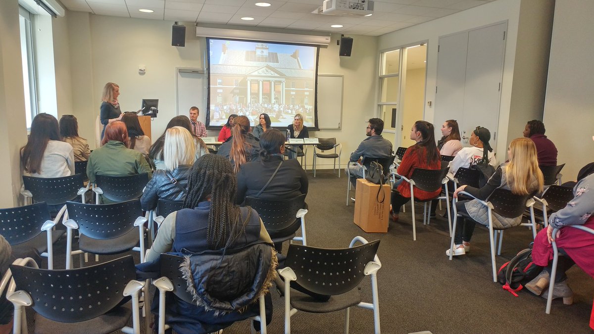 #CincyWID is excited that members <a href="/shannonLelah/">Shannon Lewandowski</a> &amp; <a href="/cafescribbler/">Amy Vaughan</a> are speaking tonight <a href="/uofcincy/">University of Cincinnati</a>. #WomenInDigital