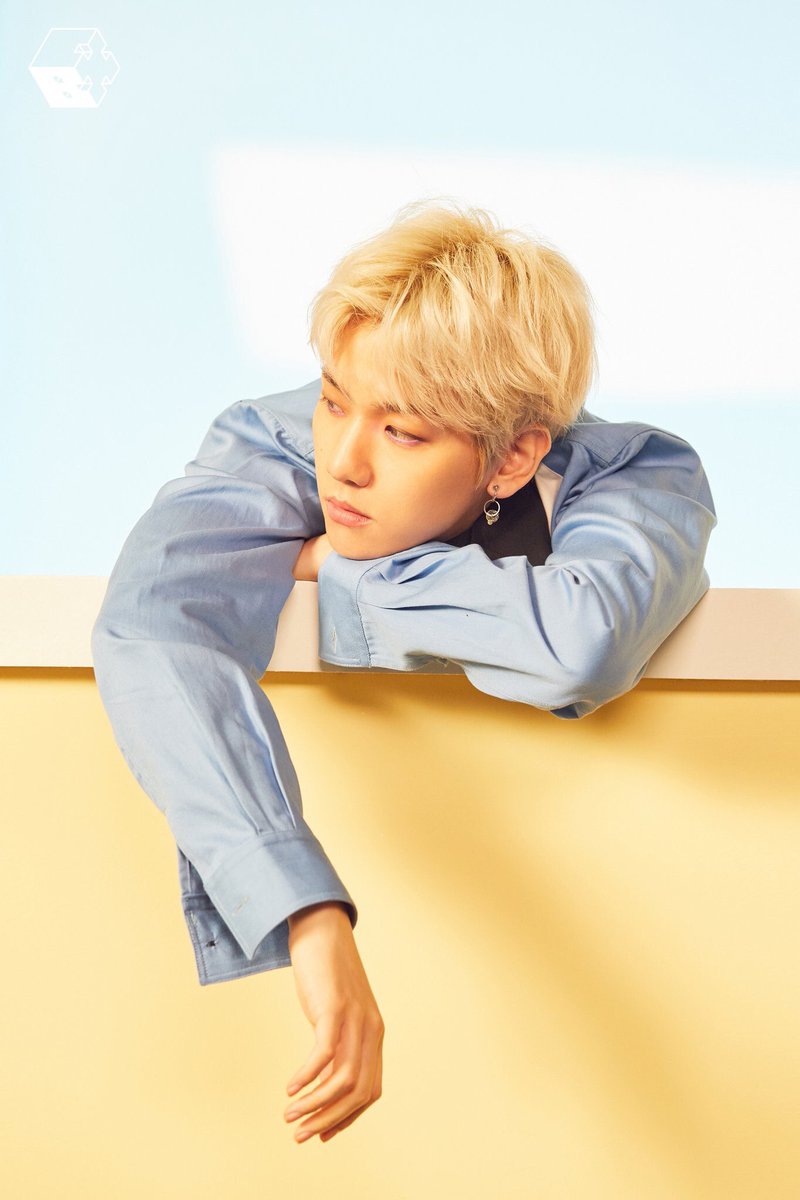 EXO_BBH050604's tweet photo. 見た瞬間、綺麗すぎて2度見やし
なにもうかっこよすぎんだって
チョーカーあかんってぇ(鼻血)
チョーカーつけた人でてこいやぁあ！
素晴らしすぎますぅう！！ https://t.co/hCEIWPOTPV