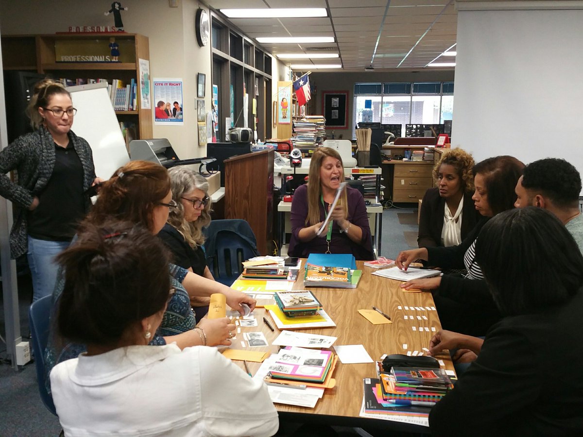 JeanaMAdams's tweet photo. Preparing to teach the Nation's Best...Bellavida Spring 2018
#wearealdine 
#ProducingTheNationsBest https://t.co/RrK7fu65b2