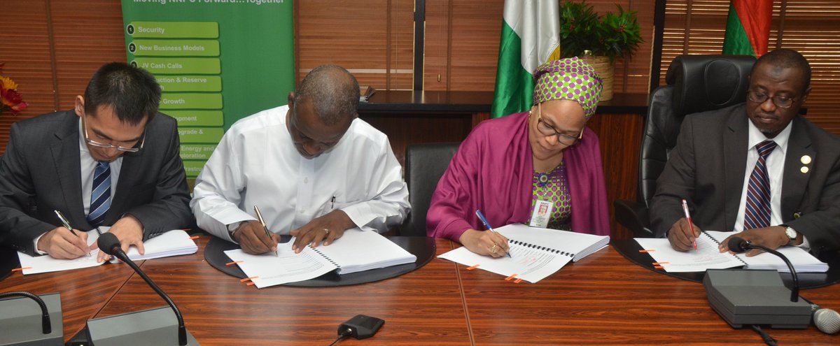 nnpclimited's tweet photo. ๐ธ H/lights: Signing ceremony btw the @NNPCgroup and Brentex Petroleum Services Ltd/China Petroleum Pipeline Bureau (CPP) Consortium for the Engineering, Procurement and Construction (EPC) contracts of the Ajaokuta-Kaduna-Kano (#AKK) Gas Pipeline Project.
๐ธ Credit: @Arowosegbe0 https://t.co/ihuGOK7Hs1