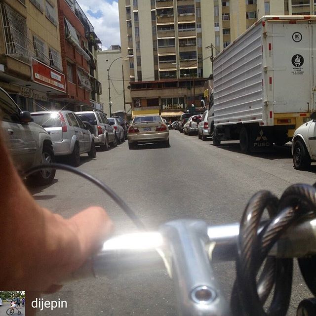 BiciOeste's tweet photo. #Chacao en #Caracas #30diasenbicicaracas
#30diasenbici #30deb
Regrann from @dijepin - Rodándola un rato #30debccs en #caracas y como siempre apostando a la #movilidad #sustentable - #regrann https://t.co/kfHYXaOWQl https://t.co/C9f6ckFUjh