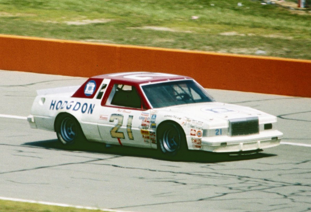 RMinENC's tweet photo. #TBT - 21 Neil Bonnett 1981 Michigan https://t.co/6qyiqeEorv