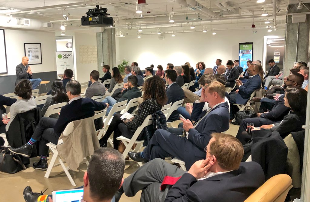 dcodethegov's tweet photo. Full house for @AWS_Gov Dave Levy keynote speaker #dcodedemoday https://t.co/N5gFpJP673