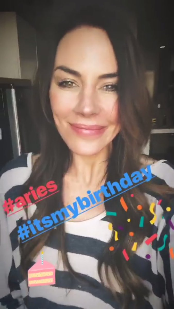 KristaAllenBr's tweet photo. Olha a beleza dessa molierrrr!!! Ela não existe... Feliz Aniversário Krista Allen ❤️ https://t.co/19kUs44BWP