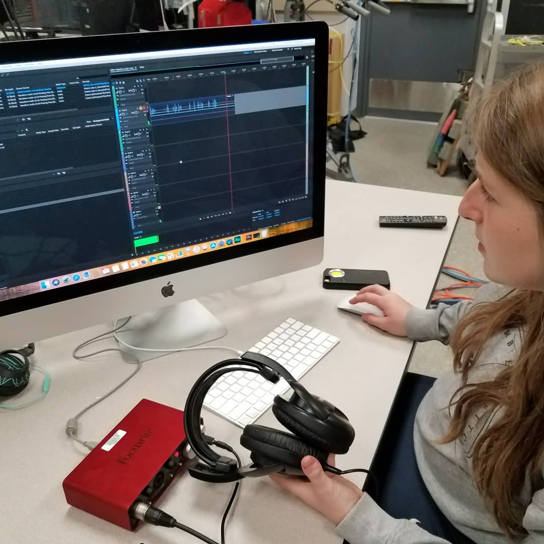 hyperlynxlub's tweet photo. workin' hard 2day 🔨🔨🔨🔨🔨 https://t.co/S1EpxCitQU