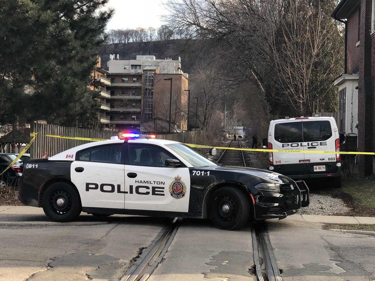 ACollinsPhoto's tweet image. .@HPS_Paramedics have transported an 8 year old child to @mch_childrens hospital with serious life-altering injuries after being run over a cargo train on the tracks near Gage Avenue/ Maplewood Avenue. Tracks run between homes in this residential area. #hamont
