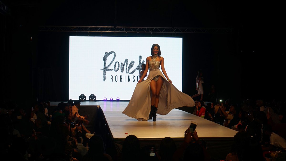 shotbyzay's tweet photo. Saturday’s Fashion Show Recap💃🏽
#ShotByZay #Fashion https://t.co/WutBpE4Tt3