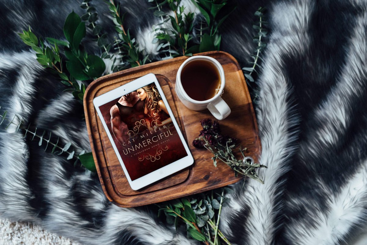 CatMillerAuthor's tweet photo. Get sucked in today! You have time to catch up on the Forbidden Bonds before Unmerciful is released on May 22nd! 
Vampires, romance, and drama! 
Book 3: https://t.co/3TpkjZZx9x
Book 1: https://t.co/h1wqeQfED0
Book 2: https://t.co/jFnf8VENKU https://t.co/hY0oNCYxOZ