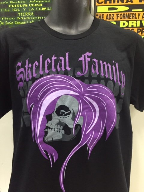 We got some new merch available from Zebra Marketing zebramarketing.bigcartel.com/category/skele…