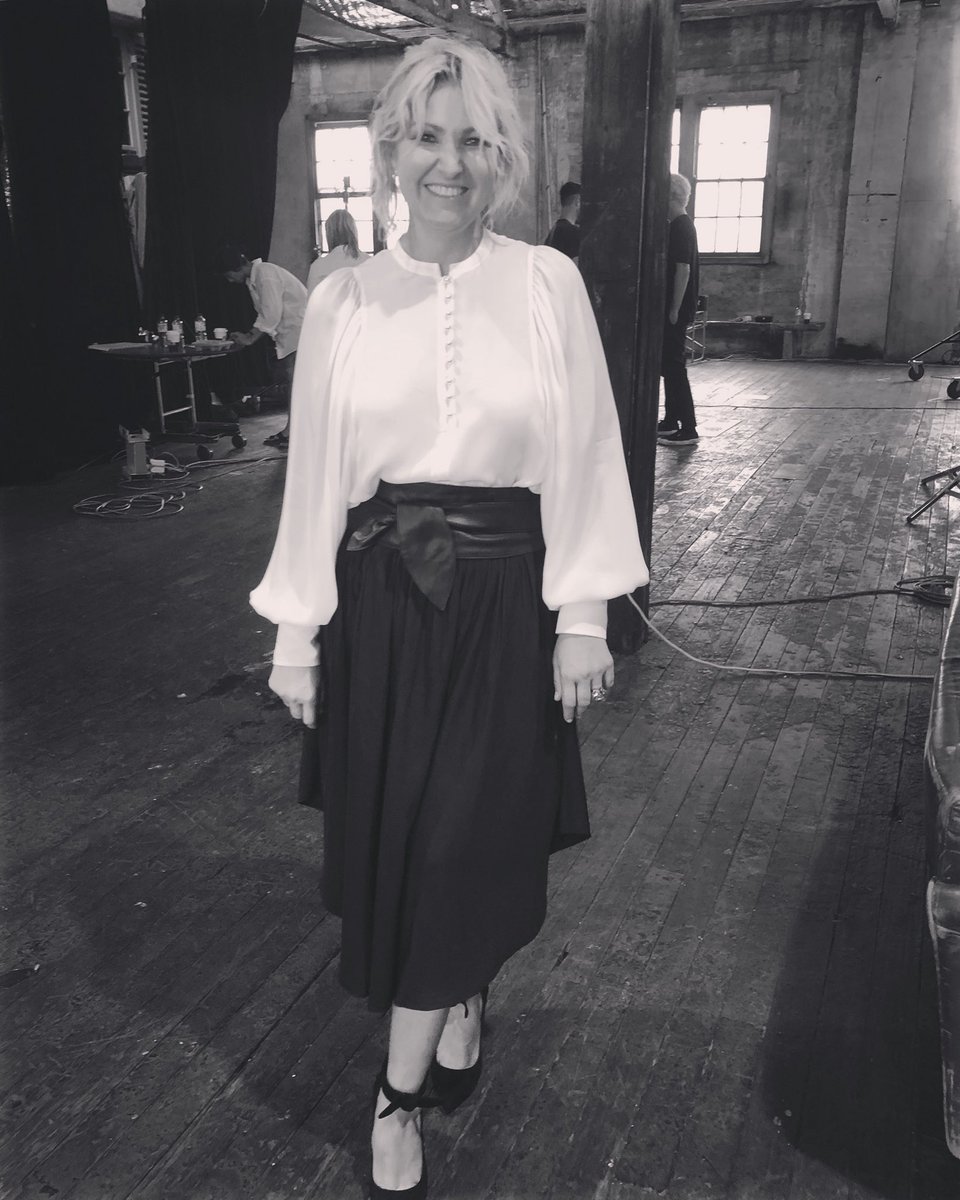 ‘I wear a white shirt because I am currently fighting ovarian cancer. Alongside Witchery, I want to help the OCRF develop an early detection test and to improve treatment to save lives.’ Buy a <a href="/witcheryfashion/">Witchery</a> white shirt and 100% of gross proceeds go to the @ocrfaustralia
