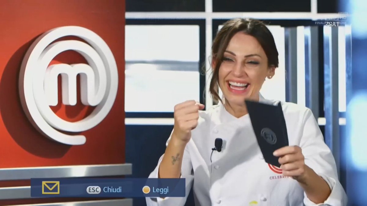 EnzoSchinaia's tweet photo. @_AnnaTatangelo_ sei la determinazione fatta persona ! 🎉😍
 #CelebrityMasterChefIt Vittoria meritata 👩🏻‍🍳❤️ #TataChef contento anche di aver fatto conoscere la bella persona che sei anche a chi ha sempre criticato solo per la tua apparenza! ❤ https://t.co/CwoKAYEFTx
