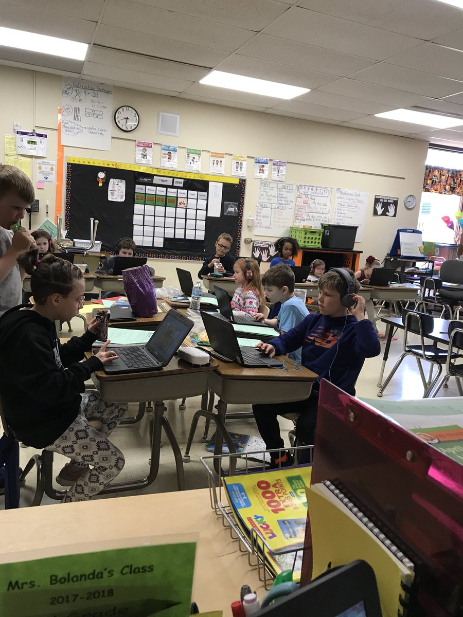 MrsBolanda's tweet photo. Learners hard at work https://t.co/WAm6oYCS4U