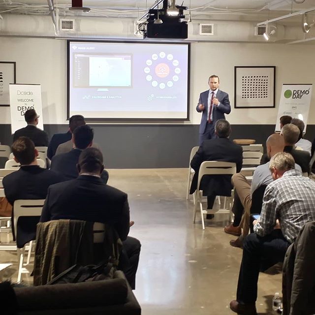 Joseph_Santoro's tweet photo. #Dcode #incubator #Dcode2018 #DcodePowerWeek #DcodeDemoDay for #IoT & #Mobility #tech #startups in #government at @youralley #AlleyDC! #dctech #StartupLife!
#startup #entrepreneur #entrepreneursofinstagram #entrepreneurlife #entrepreneurship #technology… https://t.co/qSH9hqEvF8 https://t.co/N9LjVFd6an