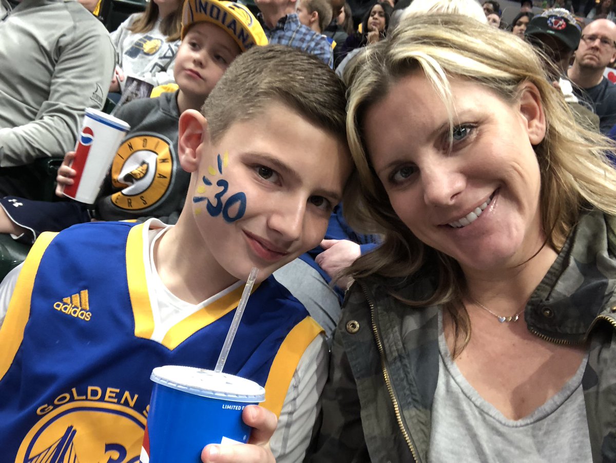 anniechud's tweet photo. Happy 10th Birthday❣️#pacergamenight https://t.co/9Wt1J88gfZ