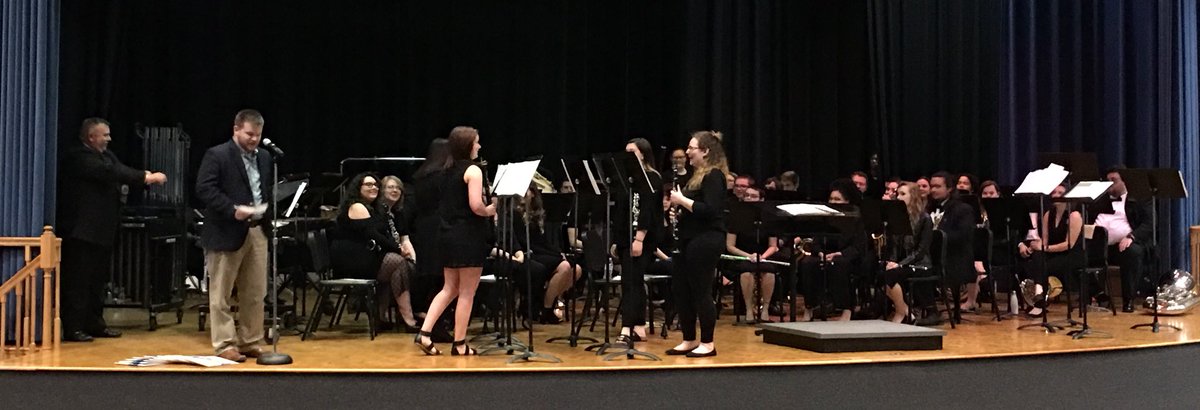 PaulHPewittHS's tweet photo. Mr. Hiles, Director of Bands at @Pewitt_CISD, introduces the Symphonic Wind Ensemble from Southern Arkansas University for tonight’s program. #PewittBand https://t.co/AY6m8kgUqV