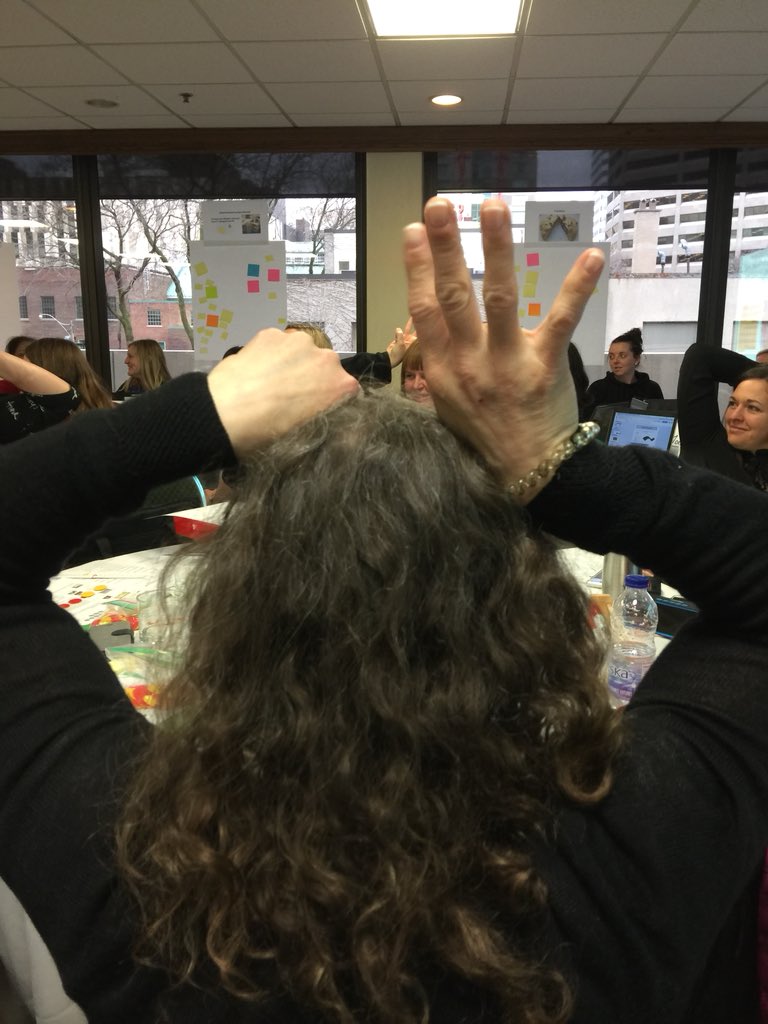 castojosee's tweet photo. Les éléments sous-jacents par le biais des minileçons, des tables de provocation et des jeux  Merci @duchesne_sonia d’avoir accepté d’animer l’atelier en robotique pour faire des liens avec les éléments s-j @NGinglo @francommecaro @SylvieMarieRoy @divarules @MichPP #MATHS #AIM https://t.co/gAv85hJEqP
