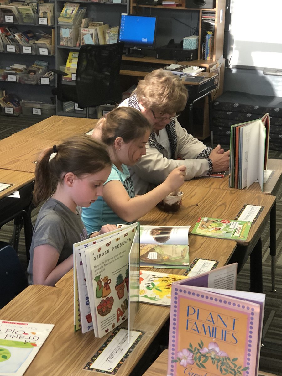 CCLSFishburn's tweet photo. Literacy in the kitchen! #Garden #DirtDessert #cclsreads https://t.co/54uGDhnm1h