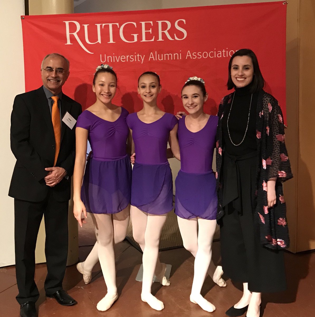 duttaRutgers's tweet photo. A great @rutgersalumni event at @zimmerlimuseum tonight. Wonderful performances by @MasonGross including by three young ballerinas from Mason Gross Extension. Two great alumni events back to back in Houston and tonight. Go Rutgers! https://t.co/QRrRhFoqyl