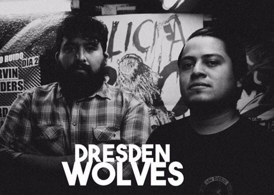DresdenWolves's tweet photo. De sueños vive el hombre, pero si le inyectas pasión y amor a lo que haces se puede llegar lejos, muy lejos. ¡Vamos con todo y por más!. @madcoolfestival #Rock #Music #Pasion #MahouCoolTalent #DresdenWolves ❤️🔥🎸🎼🎶🎵
📸 @angelsaldivarh https://t.co/GSy0inJ7B8