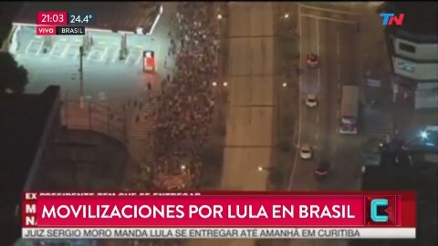 cam_lagos's tweet photo. El pueblo no olvida a quien no lo traiciona #LulaLivre #OPovoQuerLulaLivre https://t.co/0C0TTVN27i