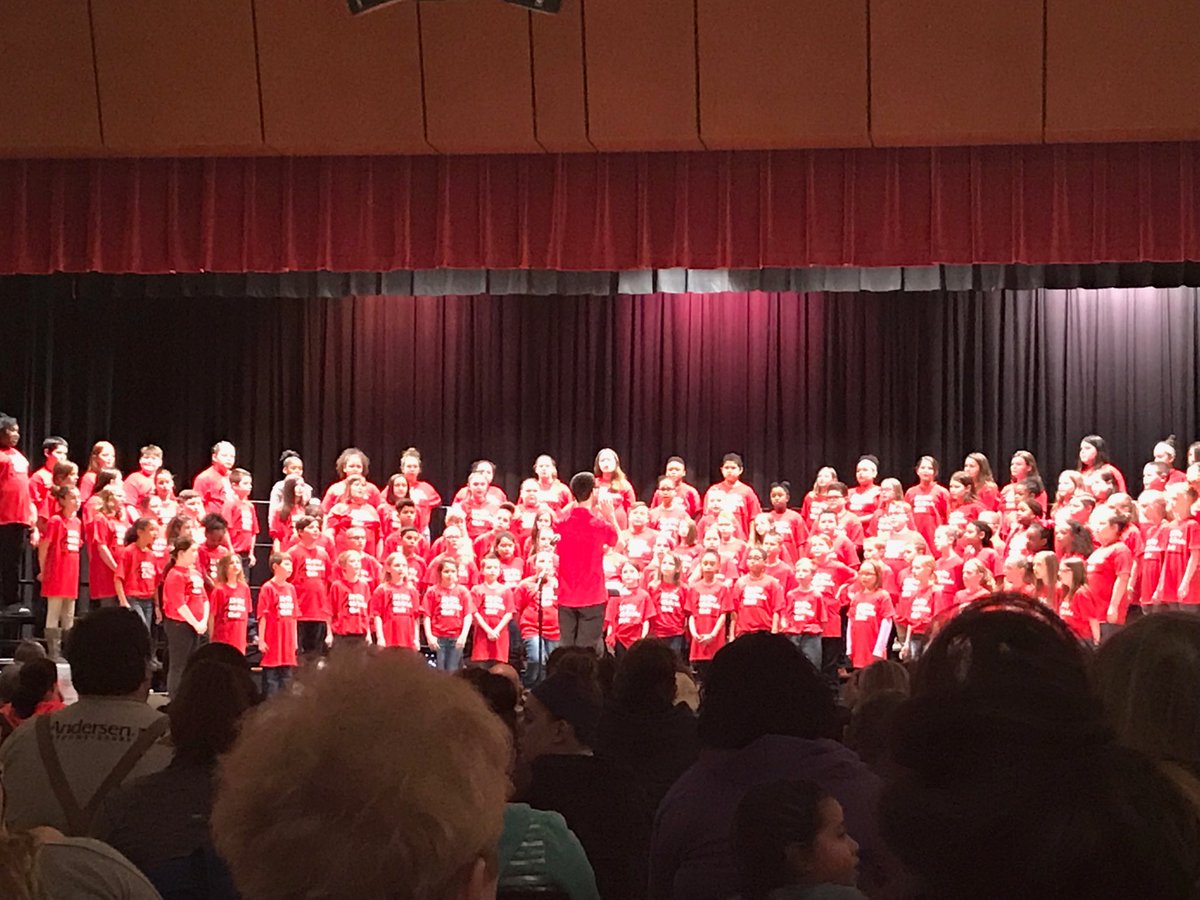 HolsingerMCS's tweet photo. Congrats to the 4th grade MCS choir. Proud of the McKinley students and their leader Mr. Byrer. #werprexies https://t.co/uZ6bSdL9Bd