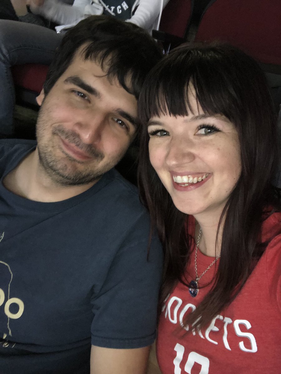 kaddy_bear's tweet photo. The most awesome brother and sister duo can be found in section 419 seats 5-7 #ztevip #HoustonRockets #HTownPride https://t.co/lFIZ87bdhc