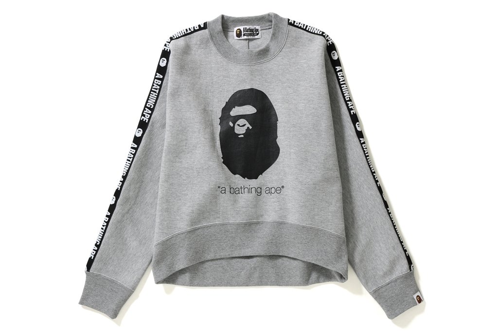 BAPEOFFICIAL's tweet photo. [BAPE® LADIES'] BAPE® TAPE SHORT LENGTH CREWNECK

Releasing on April 7.
#bape https://t.co/YgSCytsFO4