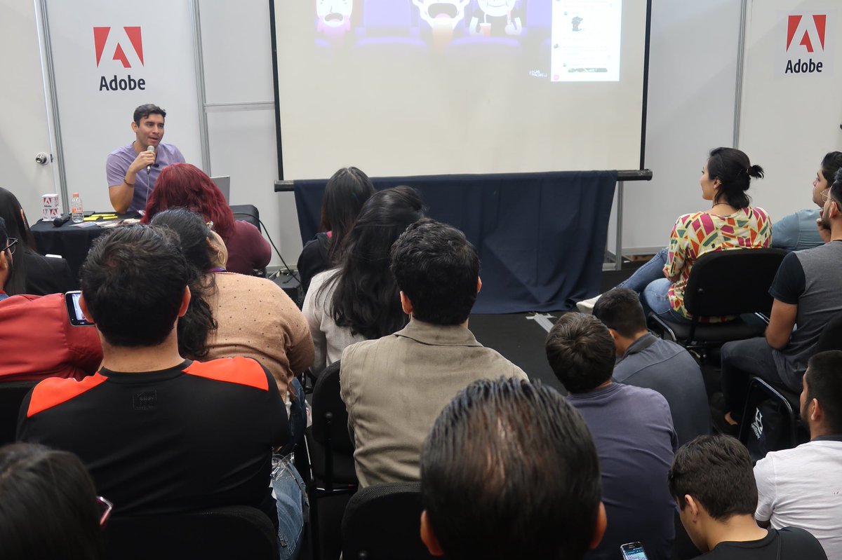 AdobeLat's tweet photo. Sentados en el suelo pero disfrutando de la experiencia de @llegaspacheco y su arte para diferentes marcas.
#AdobeCreativeLand
#TalentLand
#TalentLand2018 https://t.co/7gHglLIkK0