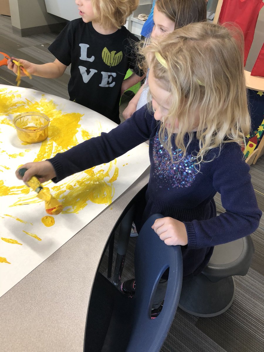 twmellen's tweet photo. We had so much fun designing and creating “a new paintbrush”! #structureandfunction #PLTW @trailwoodsmsd https://t.co/vqgrYeqvMI