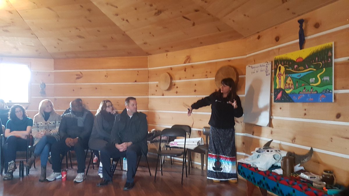 LauraEdgeUcator's tweet image. @HaltonDSB Can. and World Studies, Social Sci/hum. subject council listen to Geronimo re: his residential school exp., teaching us that we need to consider how to involve ourselves AND students in reconciliation. Miigs to Nancy Rowe for a true history lesson! @HDSBEquity #FMNIed