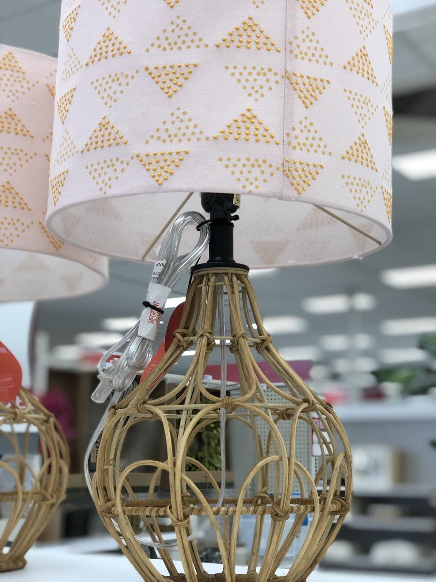 kiversonVMTL's tweet photo. OpalHouse! #newbrand #target #brandlaunch #Eclectic #boldcolors https://t.co/gbuUfbEoMg