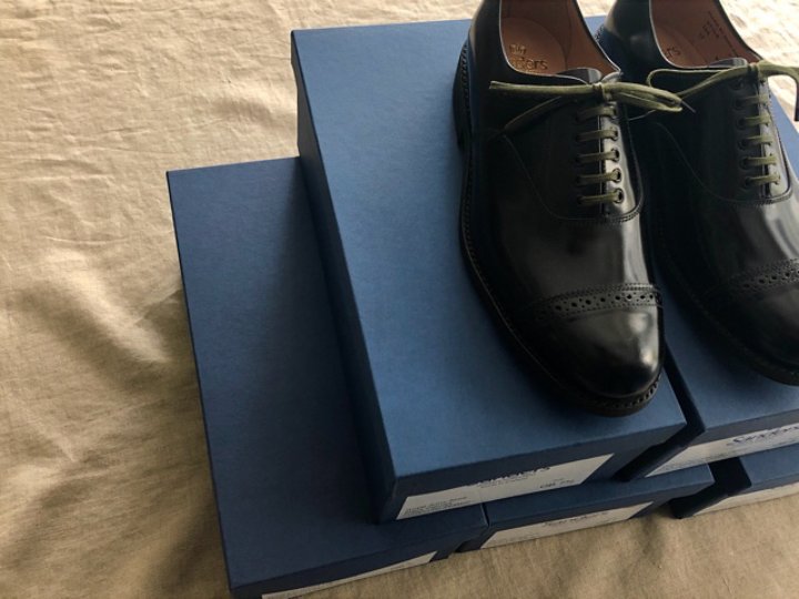 confect_kitte's tweet photo. Sanders
1135 Military Punched Cap Oxford ( BLACK )
東京駅kitte 丸の内店
#CONFECT
#Sanders
#MilitaryCollection https://t.co/Vf4jMpwUzj