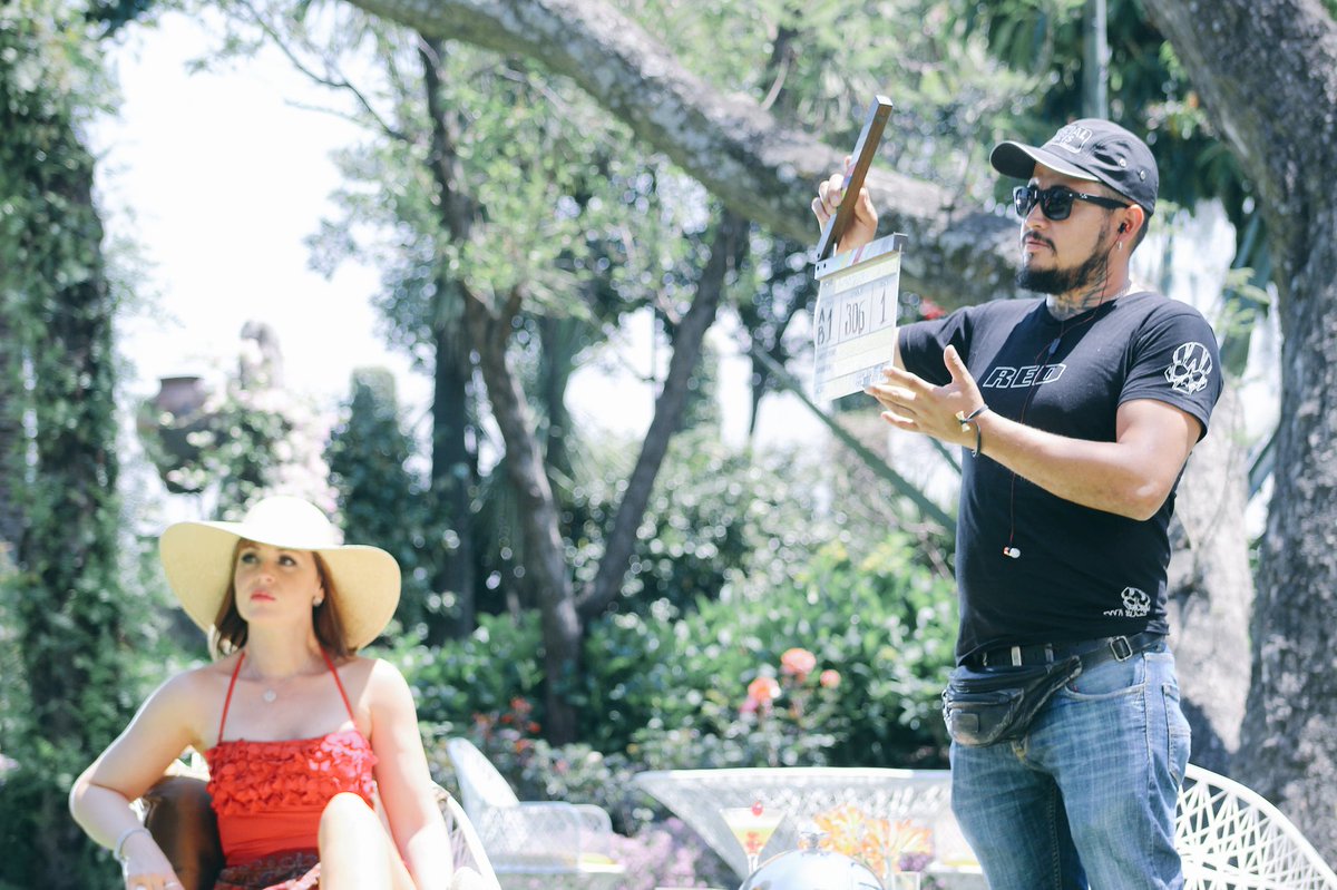 gabyspanic's tweet photo. No puedo esperar para contarles lo que estoy haciendo con @amazonmex     
 
Los amo mis Ángeles! https://t.co/Tl1WbOXQcH