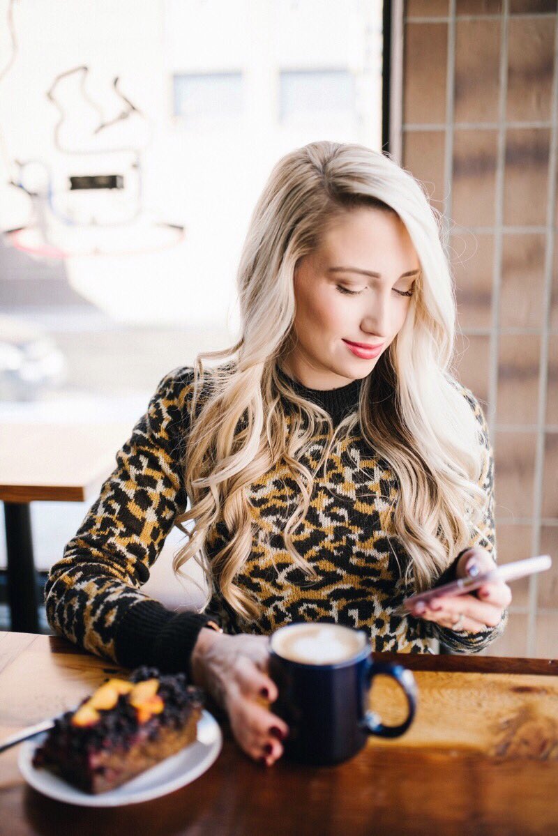 emilyMbark's tweet photo. Life lately &amp; some Springspiration on the blog tonight! ✨ https://t.co/OSHe0GrEHt