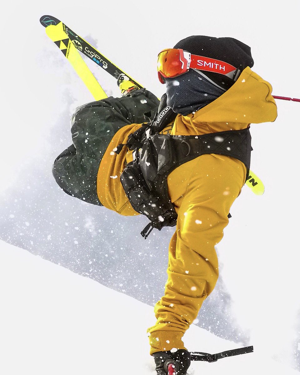 TaeWestcott's tweet photo. Hand Plants Are Just Fun! @GoPro #Taeslife #gopro #goprosnow #handplantsacrossamerica #aspensnowmass https://t.co/JaIEVVupsp