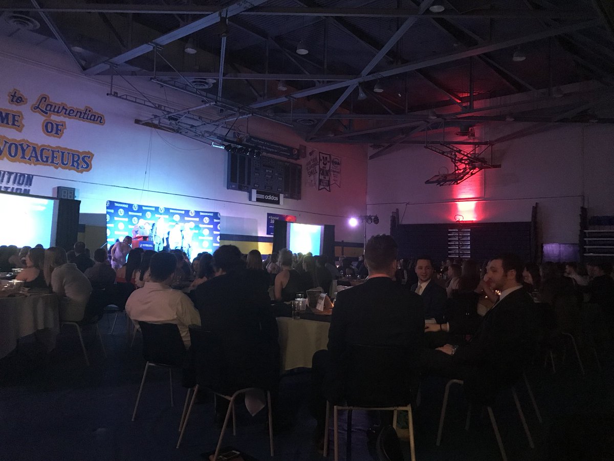 LUVoyageursGolf's tweet photo. Always the best night of th year celebrating all the accomplishments of our @LUVoyageurs from throughout the year! #Voyageurs #LUGolf https://t.co/E7ZuGhILh8