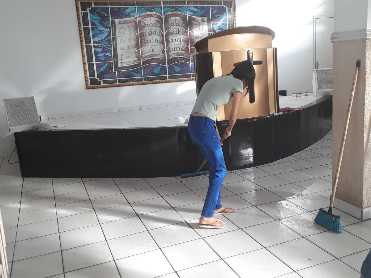 Isabella771cr's tweet photo. Missão 27:Concluída. Tenho lavado a igreja todo mês! #EuSouELT #EliteUniversal https://t.co/Z9LEjbiql1 @itskathsoares https://t.co/jj9BQlgupf