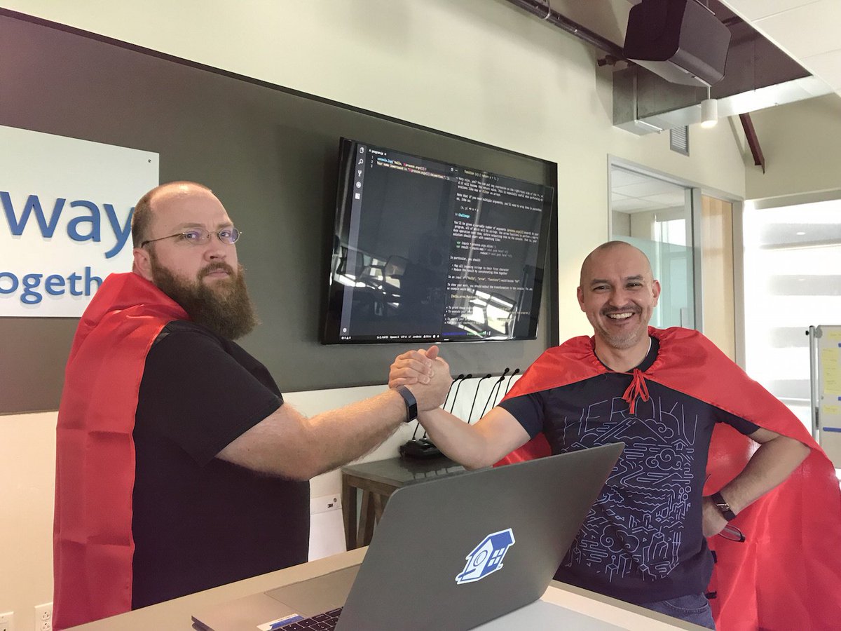 Javascript Stack tweet media