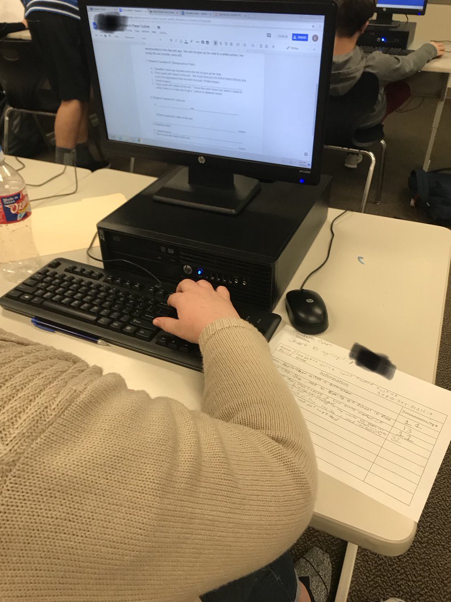 aimes2020's tweet photo. Through the sweat and tears they made it through their research papers complete with MLA citations💚
Thanks, @BeckyFrierson for your help!
#utleylearns #utleywrites https://t.co/TdljpKgTZe