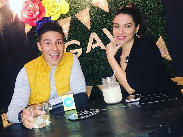 VMLatino's tweet photo. YA VA A INICIAR #MOJA2 🔥🙌 Desde el restaurante @agavegastropub les traemos un entretenido programa con temazo!!! 💪 Pongan @vmlatino a las 9pm 😌 https://t.co/GfD0nUrPhf https://t.co/2jDwPNdyPR