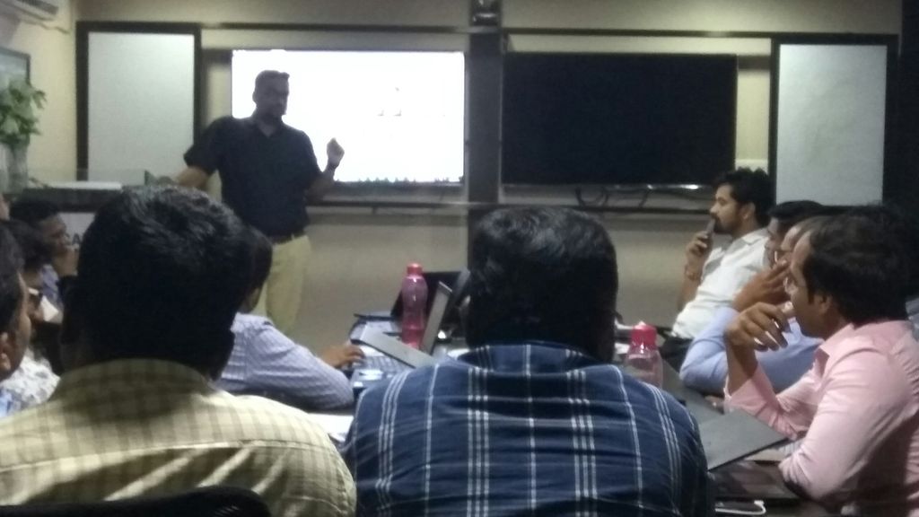 GalaxySivtek's tweet photo. Sales meet at the beginning of new financial year is in progress at #GalaxySivtek.
Business Development Manager @mayankpatelc is sharing #Benefits of #vacuum #SIVTEK for #food and #Pharmaceutical #Industries to get #ingredientes #sieved while getting transferred to next #process https://t.co/RStsPTViwG