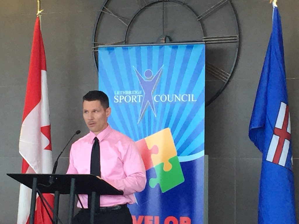 LethbridgeSport's tweet photo. Many thanks to Master of Ceremonies Cary Kish  #2018LSCAA @BoosterLethAB @GR8DJS #AllAroundGreatGuy #Lethbridge #sport https://t.co/c61cM1CYyq