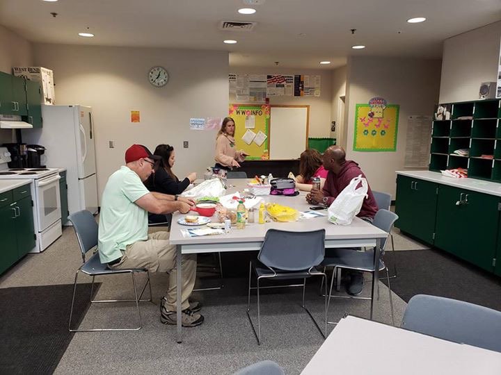 MantecaEducator's tweet photo. Lunch time fun at Woodward today! Mustang Pride! 
#MEASTRONGERTOGETHER 
#MEAMEMBERSHIPHASITSPRIVLIGES https://t.co/AGGd5LQkmR